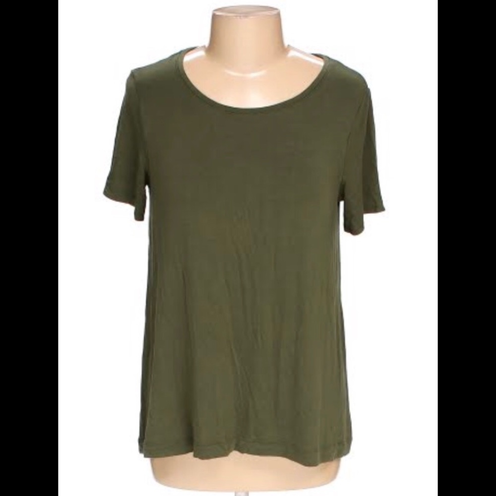 ⭕️SOLD⭕️ Old navy blouse